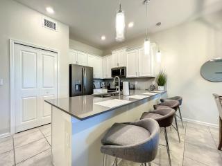 Stunning Golf View 2BR with Waterpark & Game room - 7