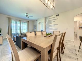Stunning Golf View 2BR with Waterpark & Game room - 3
