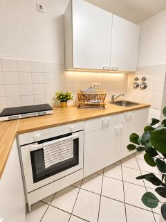 Grüne Oase an der KarLi mit Terrasse, 2 Zimmer barrierefrei - 5