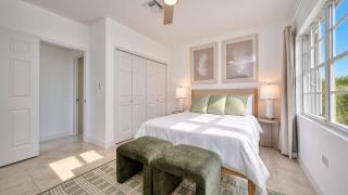 Beach Paradise - 1 Bedroom Home - 8