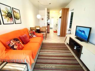 Apto com sacada e churrasq 260m Praia Brava COI302 - 9