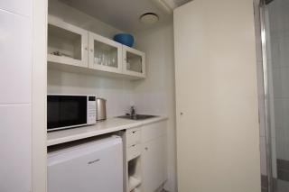 Modern Brisbane Studio in the Heart of CBD - 9
