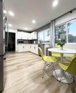 Modern 4BR Retreat with Pool Game Room & Prime Lo - 5