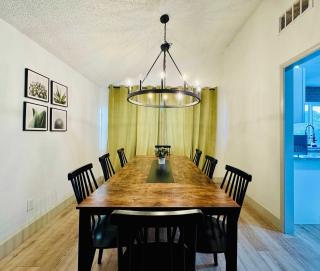 Modern 4BR Retreat with Pool Game Room & Prime Lo - 2
