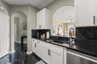 Newly Renovated Luxury 2 Bedroom Vista Cay Getaway minutes from Universal - 5