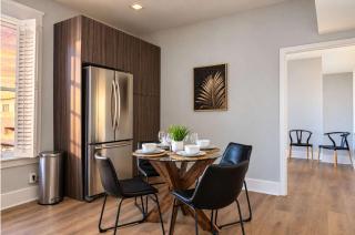 Roomy 2BR Hotel Suite Sleeps 5 in Central Gaslamp - 7