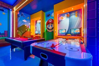 Luxury Themed 8BR with Pool Game Room Theater - 8