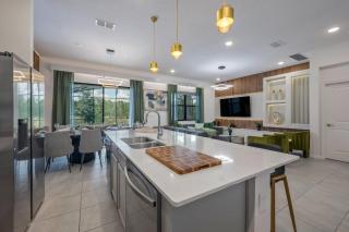 Luxury Themed 8BR with Pool Game Room Theater - 4