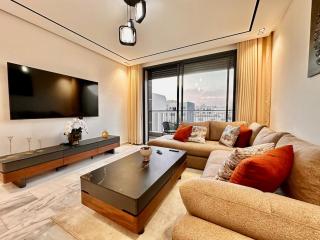 Cozy Studio in France-Ville, Balcony with No Overlooking Neighbors - 2