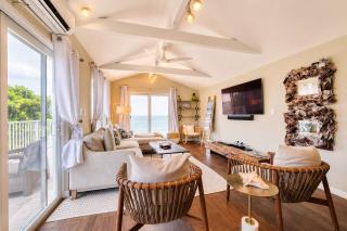 4bd Beach Villa, Private Deck on Sand - 7