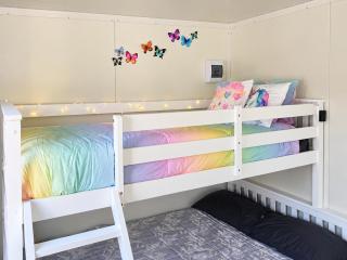 Tairua Garden Hideaway - Homestay with Private Room - 6