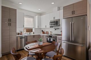 Perch - Quaint Seattle Charm - 5