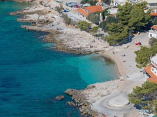 Apartments by the sea Ivan Dolac, Hvar - 8700 - Jelsa - 6