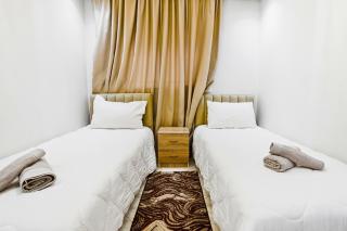 Elegant 2-Bedroom Apartment with AC, Fast WiFi & Free Parking - 2