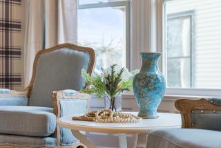 Luxury Boutique Downtown Private Unit - 9