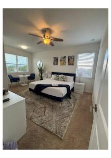 Luxury 4BR Homestead Escape Private Pool & Spa - 5