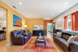 Grand Rhapsody 4Bed 2Bath Huge Yard - 3