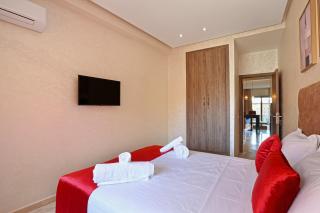New Elegant and cozy appartement next to carre eden - 3