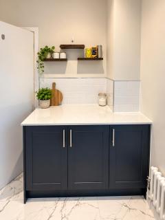 The Lighthouse - 3BD, sleeps 7, Free parking - 6