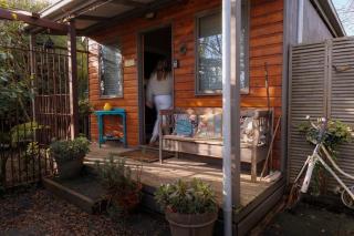 Piccolo Cosy Cottage with views - 1