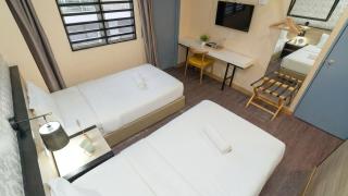 Swing & Pillows - Golden Roof Hotel Seri Iskandar, Ipoh - 7