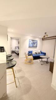 Modern and comfortable apartment with ocean views - 0