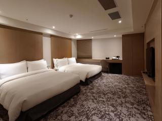 JAI Château Hotels & Hostels - 8