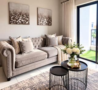 Nthatisi's Luxury Lagoon Retreat - 4