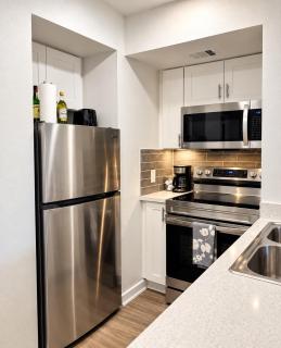 Central Austin Studio Near Q2 & The Domain - 7