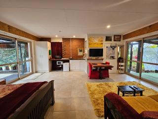 Whanganui Haven by the River - 4