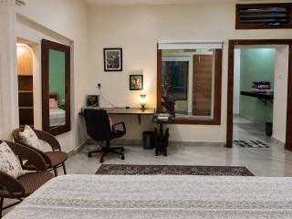 Calm & Cozy Nature-Inspired Stay - 3
