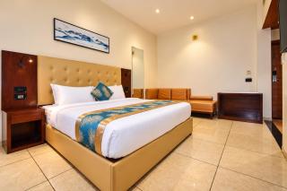 Palm Greens Club & Resort by The Sky Imperial - 2