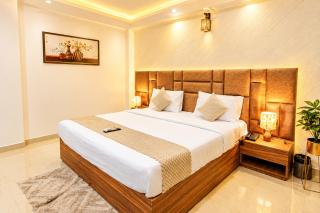 Hotel De Classic MetroStay Near HUDA City Centre Metro - 8