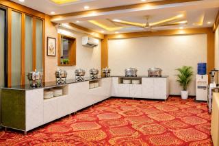 Hotel De Classic MetroStay Near HUDA City Centre Metro - 6