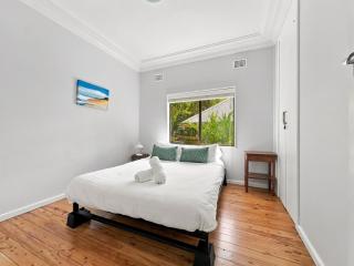 Pearl Beach Semi - 2 min to sand & sea - Wattle - 7