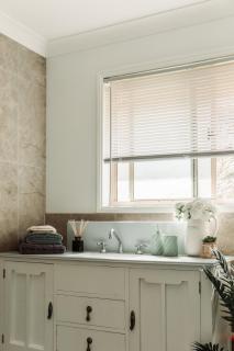 Serene Saltair - Redland Bay - 1