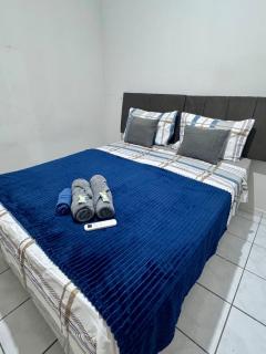 APT 5S Grande Completo com 2 Quartos, Sala, Cozinha, Garagem, Ar-Condicionado, Area Central em Petrolina - 8