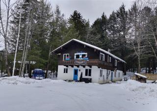 BearHaus-Fireplace, HUGE indoor Hot Tub, Sleeps 14 - Killington - 2