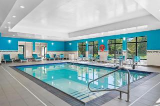 Hampton Inn & Suites Philadelphia/Bensalem - 3