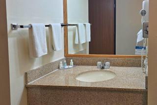 Quality Inn Durand I-69 - 6