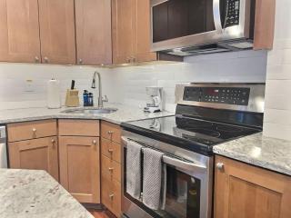 Bearitime Lodge - Pool, Gym, Hot Tub, Location! - 2