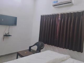 Hotel Karni Palace - 4