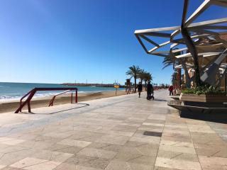 Picasso Art Amplio, luminoso y junto a las playas - 1