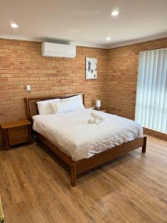 Cozy 2 Bedrooms nears shopping Centre - 4