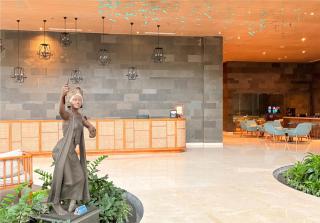 ILLIRA Hotel Banyuwangi - 7