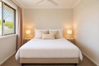 Bright Family Retreat - Quiet Caboolture Stay - Holiday Home - 2