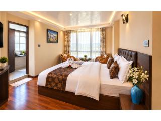 Hotel O-Live Branch Darjeeling - Premium Hill Retreat with Spacious Rooms & Accommodation & Modern Comforts with Himalayan Views - 7