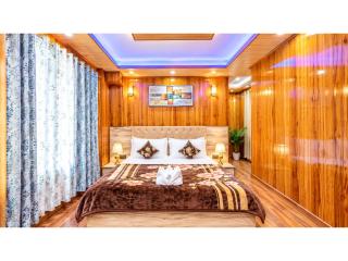 Hotel O-Live Branch Darjeeling - Premium Hill Retreat with Spacious Rooms & Accommodation & Modern Comforts with Himalayan Views - 1