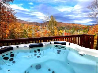 Beartopia- Hot Tub, Views, 2 Primary Suites! - 0