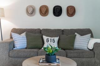 Splash & Explore Riverfront Near Broadway - 3